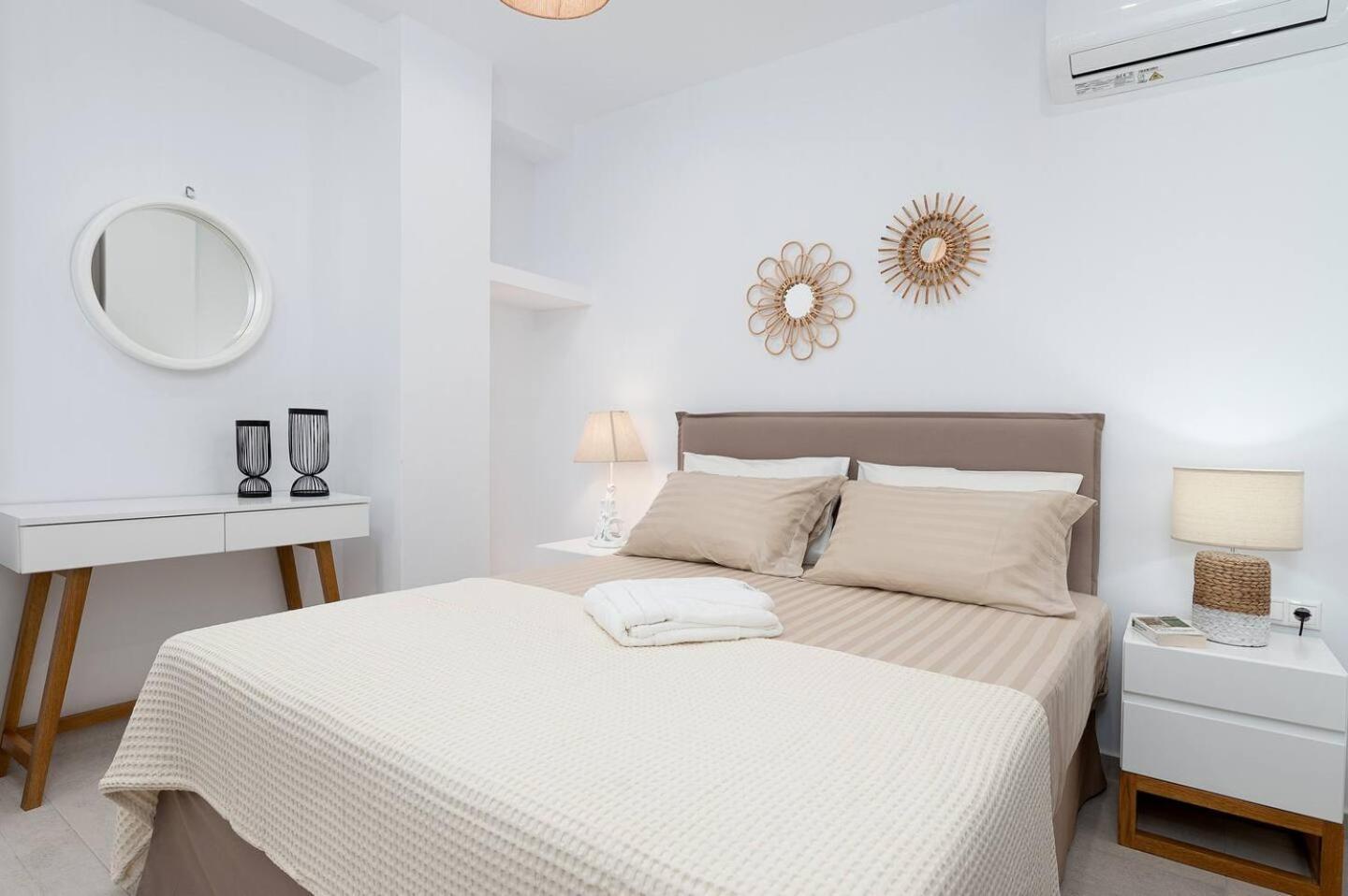 Ammokrinos Luxury Homes,150M From The Beach 칼라마키 외부 사진