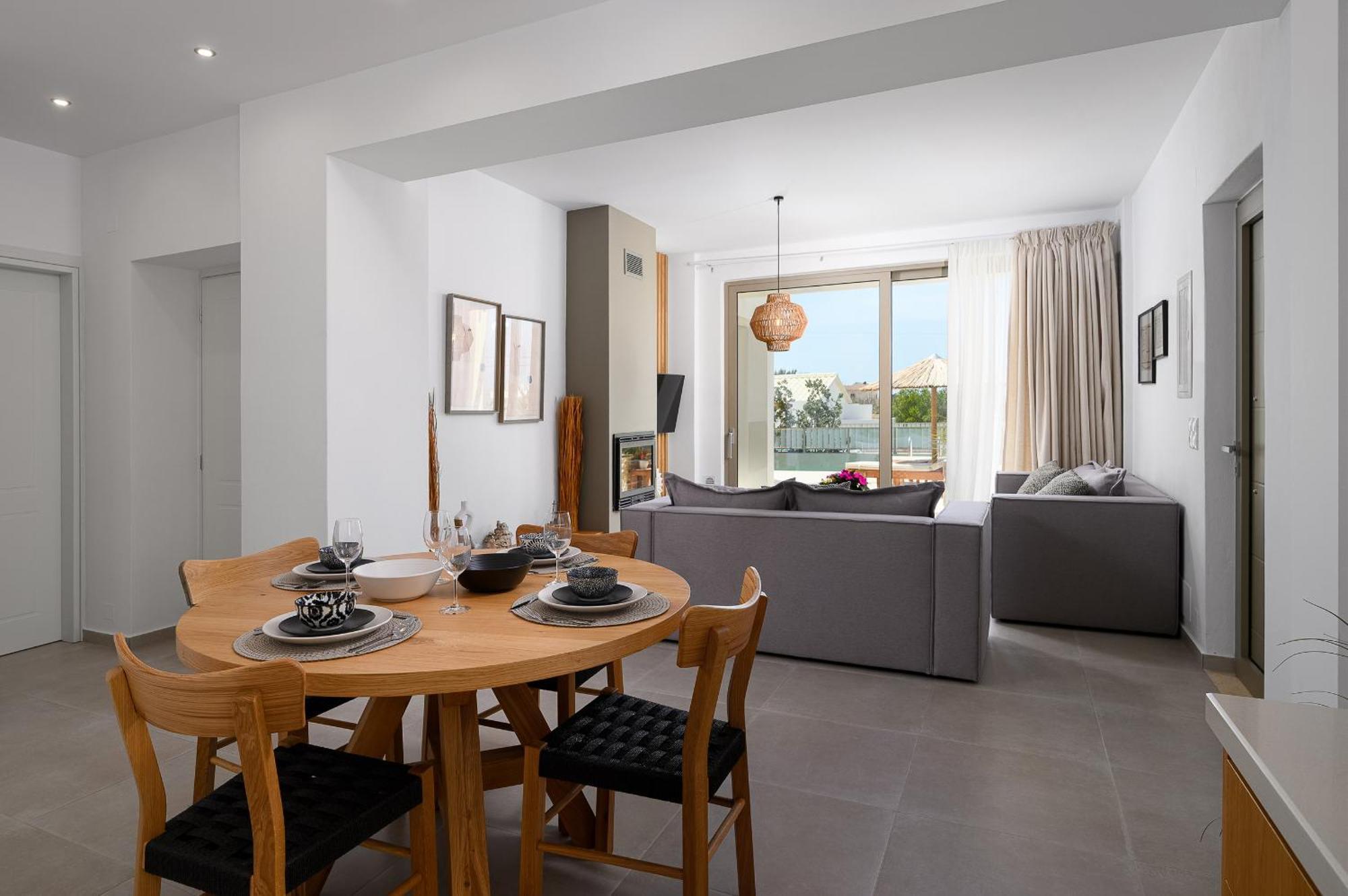 Ammokrinos Luxury Homes,150M From The Beach 칼라마키 외부 사진